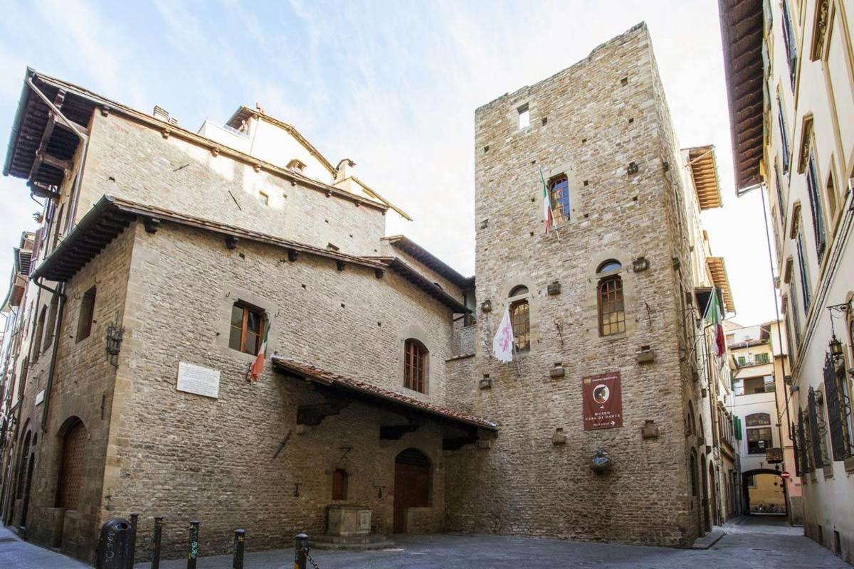 Entire Flat With 6 Rooms & 6 Bathrooms, 210 Sqms At Most Historical Center With Lift !!! Florence Exterior photo